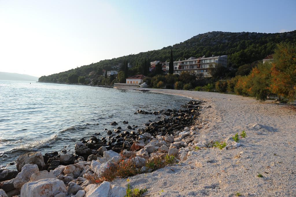 Apartments&Rooms Jelavic Seget Vranjica Exterior photo